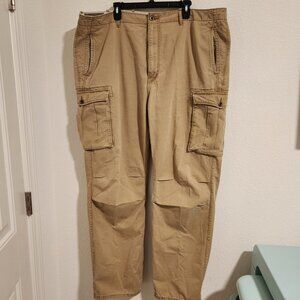 Levi Strauss Men's Tan Cargo Pants size 44x36.  ITEM 0914245MP